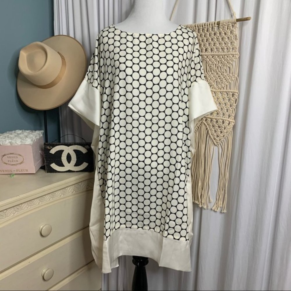 NWT CAARA Nordstrom Poncho Kaftan White Black Dots - Picture 2 of 8
